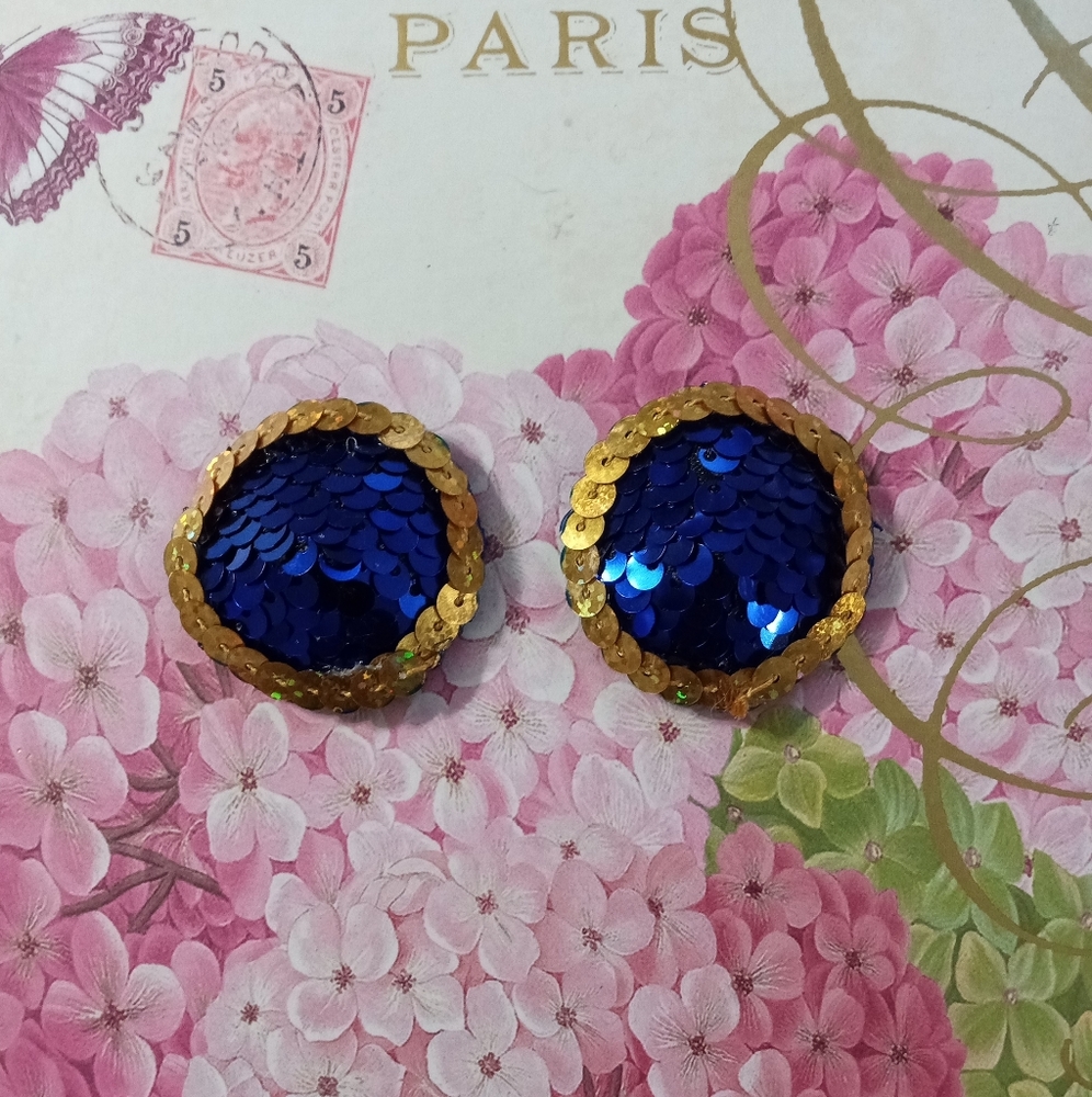 Exotic nipple pasties